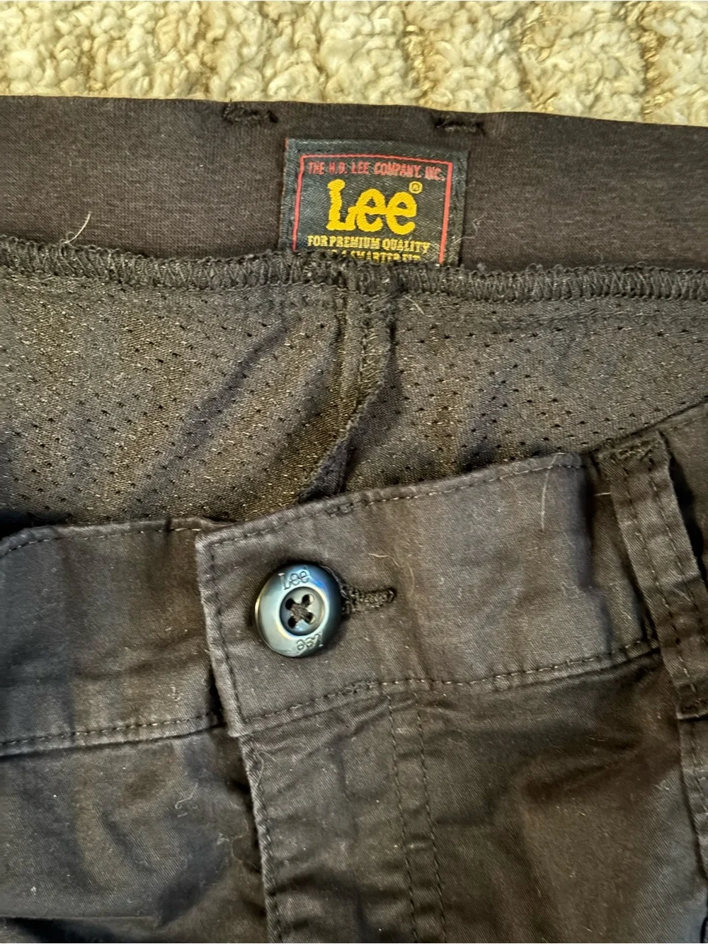 Lee denim black cargo skirt w/ mesh shorts under, size 6, EUC